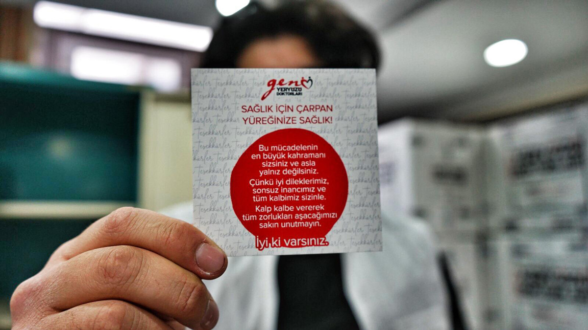 MOTİVASYON KİTLERİMİZ İLE SAĞLIK ÇALIŞANLARIMIZIN YANINDAYIZ